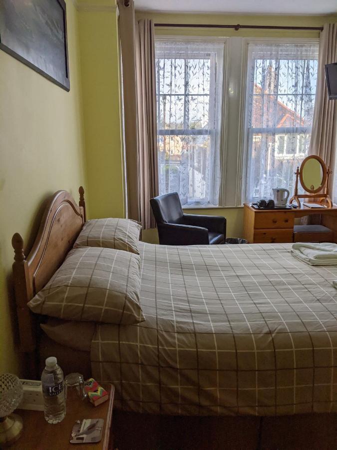 Kingswinford Guest House Paignton Dış mekan fotoğraf